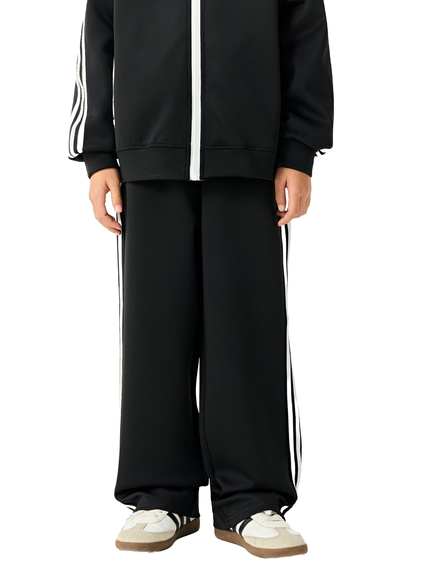 NIVÉ KIDS’ Contrast Tape Sweatpants SET