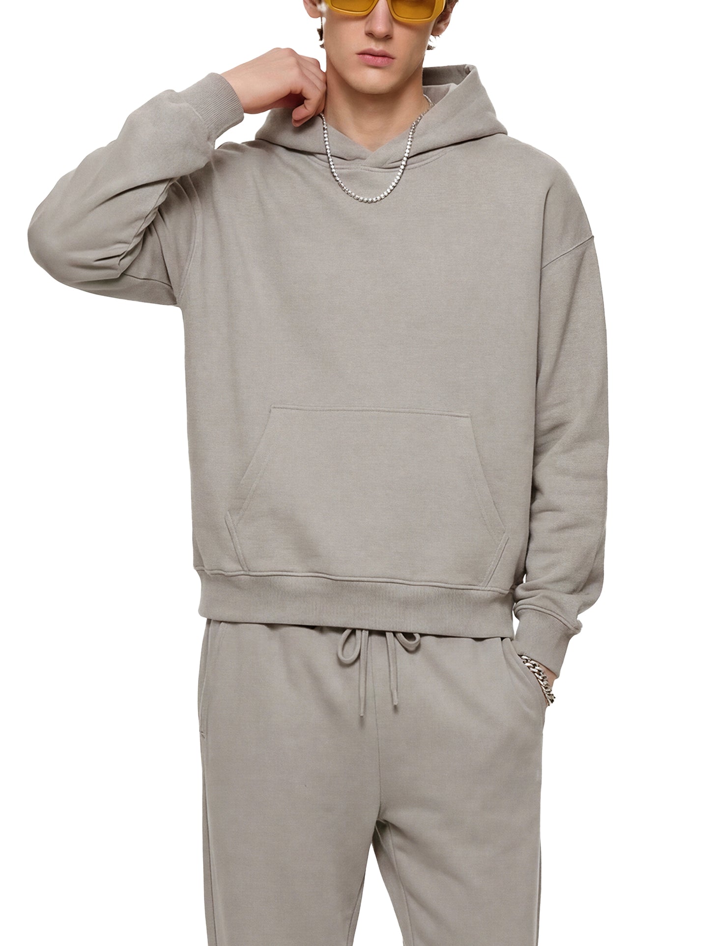 NIVÉ Boxy Drop-Shoulder Hoodie
