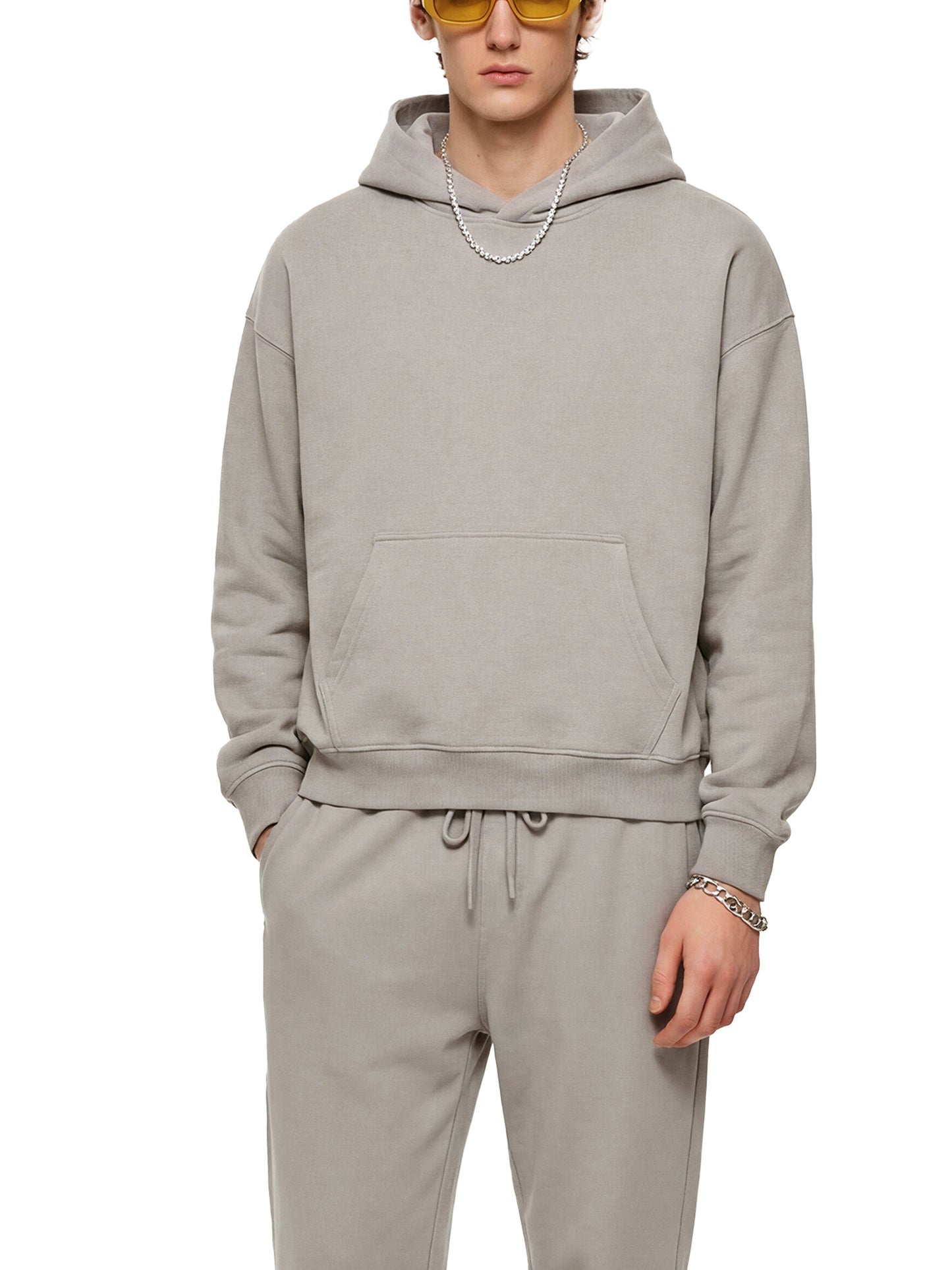 NIVÉ Boxy Drop-Shoulder Hoodie